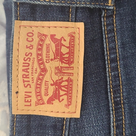 Levis 721 high rise skinny jeans - Picture 2 of 7